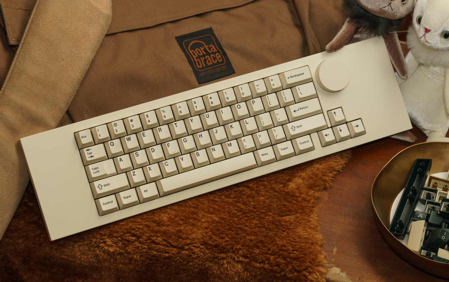 Aquila-keyboard-kit-in stock